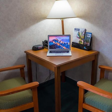 Guest House Inn Junction City Luaran gambar
